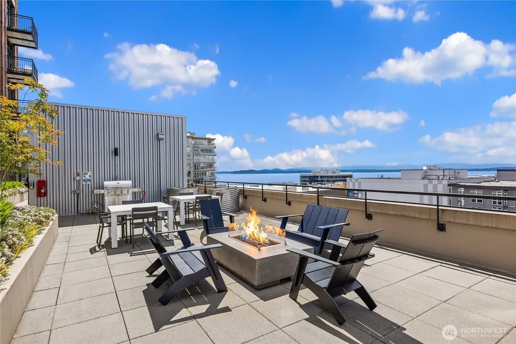 2911 2nd Avenue Seattle WA 98121