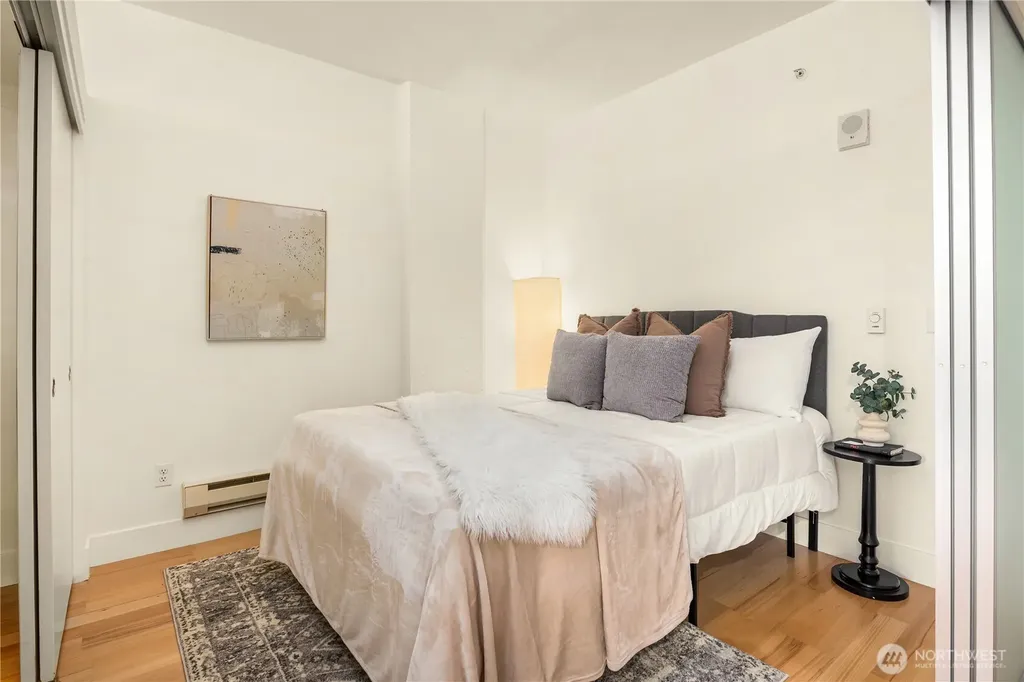 2911 2nd Avenue Seattle WA 98121