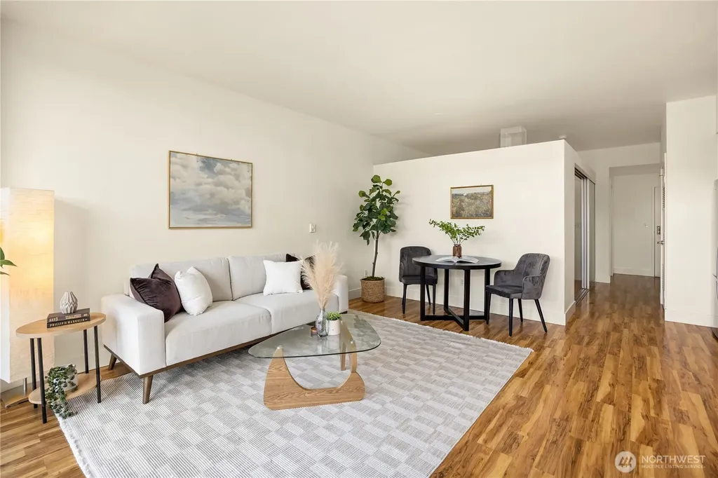 2911 2nd Avenue Seattle WA 98121