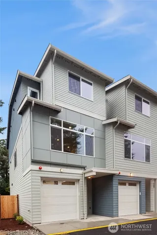 2324 N 185th Street Shoreline WA 98133