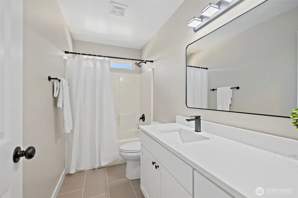 22512 SE 281st Street Maple Valley WA 98038