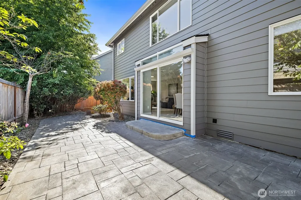 22512 SE 281st Street Maple Valley WA 98038
