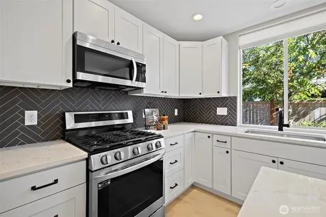 22512 SE 281st Street Maple Valley WA 98038