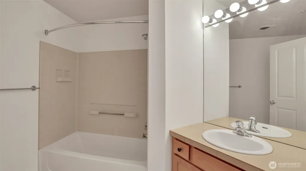 300 110th Avenue NE Bellevue WA 98004