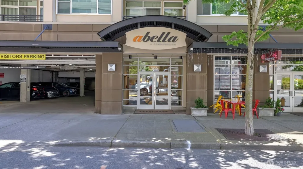 300 110th Avenue NE Bellevue WA 98004