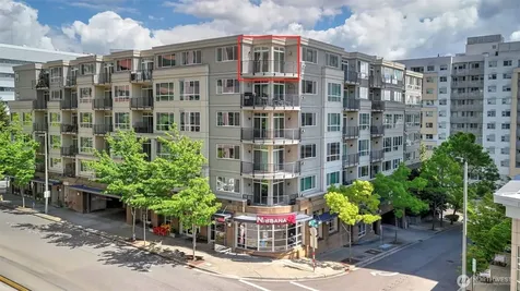 300 110th Avenue NE Bellevue WA 98004