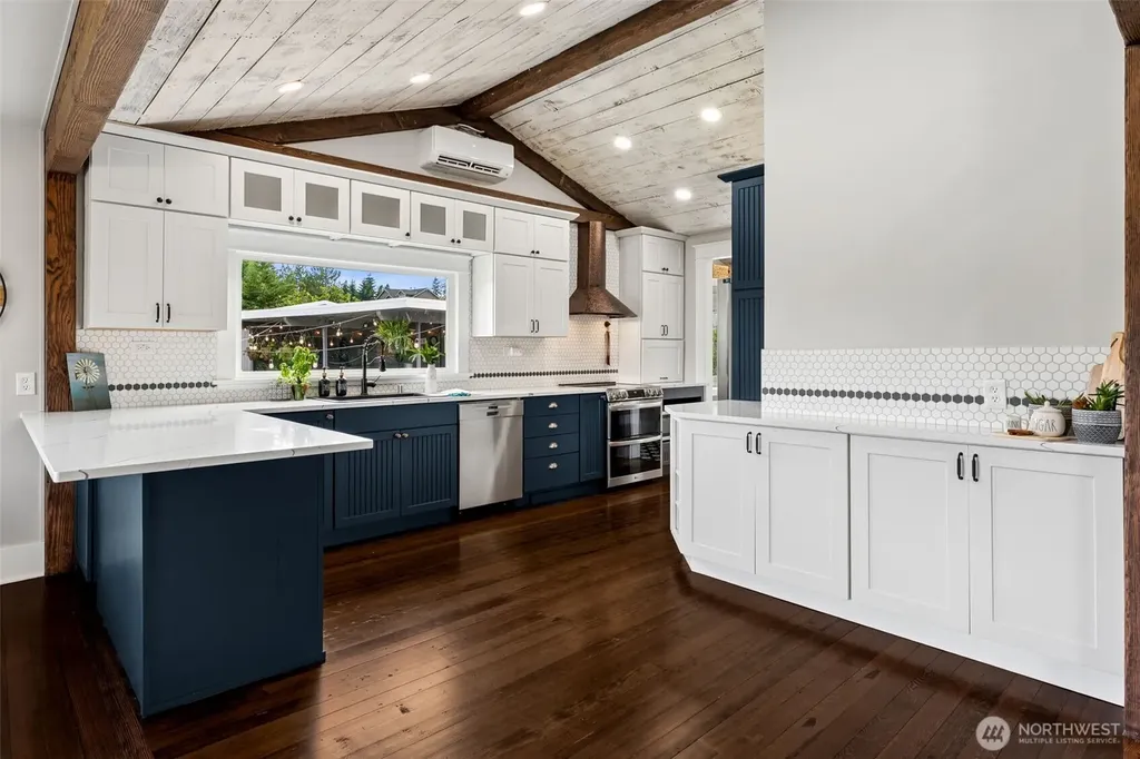 11310 SE Southworth Drive Port Orchard WA 98366