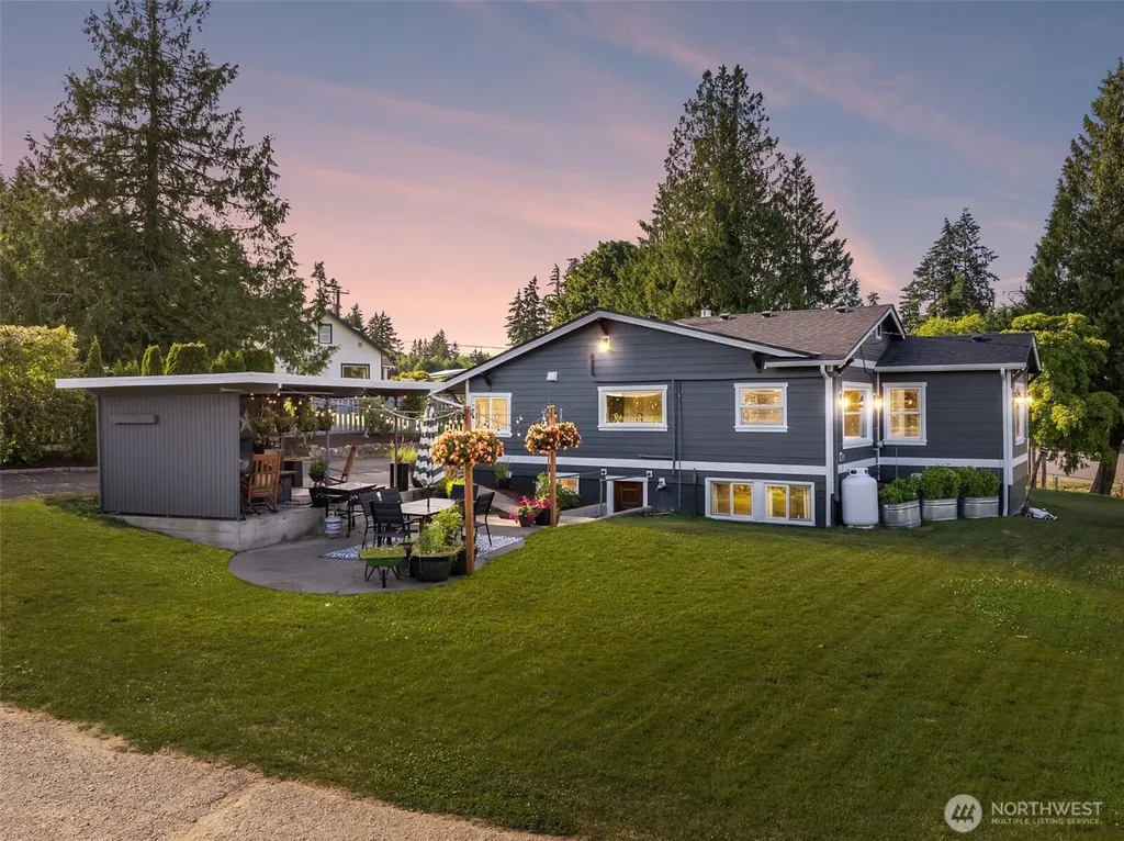 11310 SE Southworth Drive Port Orchard WA 98366