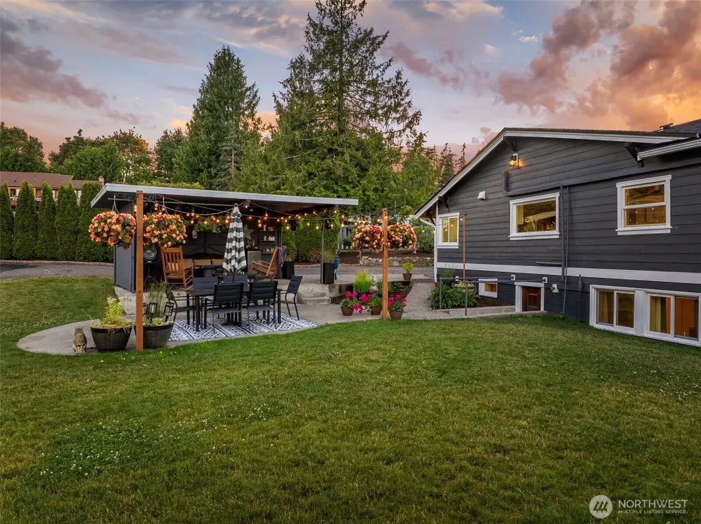 11310 SE Southworth Drive Port Orchard WA 98366