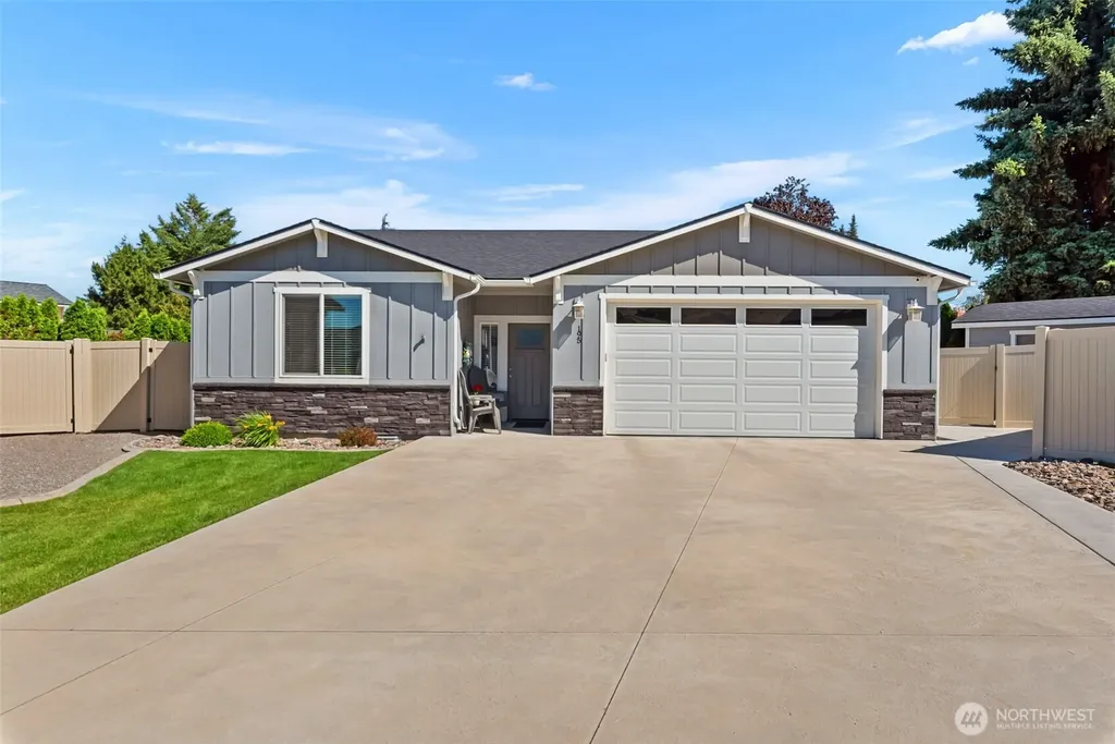 195 Pershing Circle Wenatchee WA 98801