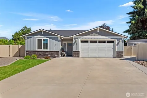 195 Pershing Circle Wenatchee WA 98801