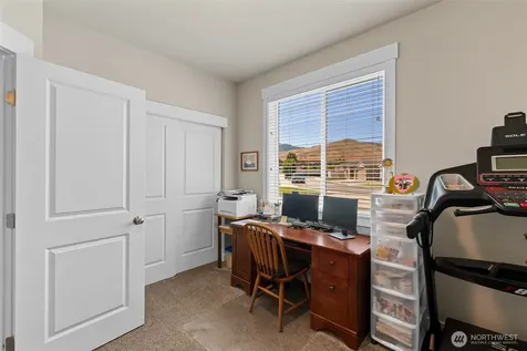 195 Pershing Circle Wenatchee WA 98801