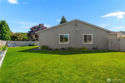 195 Pershing Circle Wenatchee WA 98801