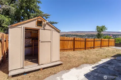 1522 Crescent Street Wenatchee WA 98801