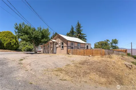 1522 Crescent Street Wenatchee WA 98801