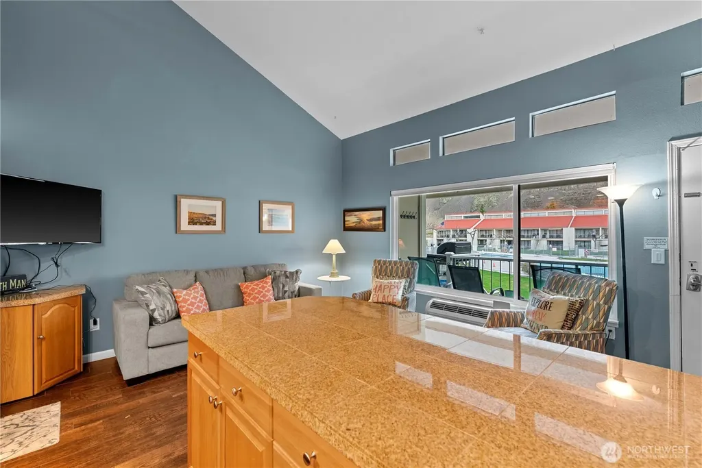 8903 Crescent Bar Road Quincy WA 98848