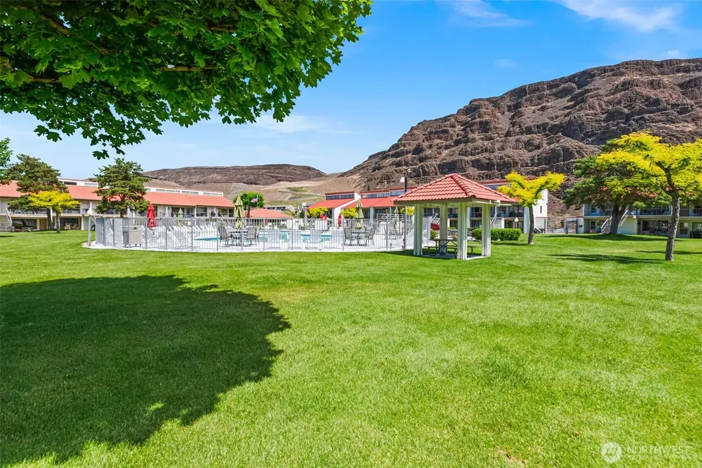 8903 Crescent Bar Road Quincy WA 98848