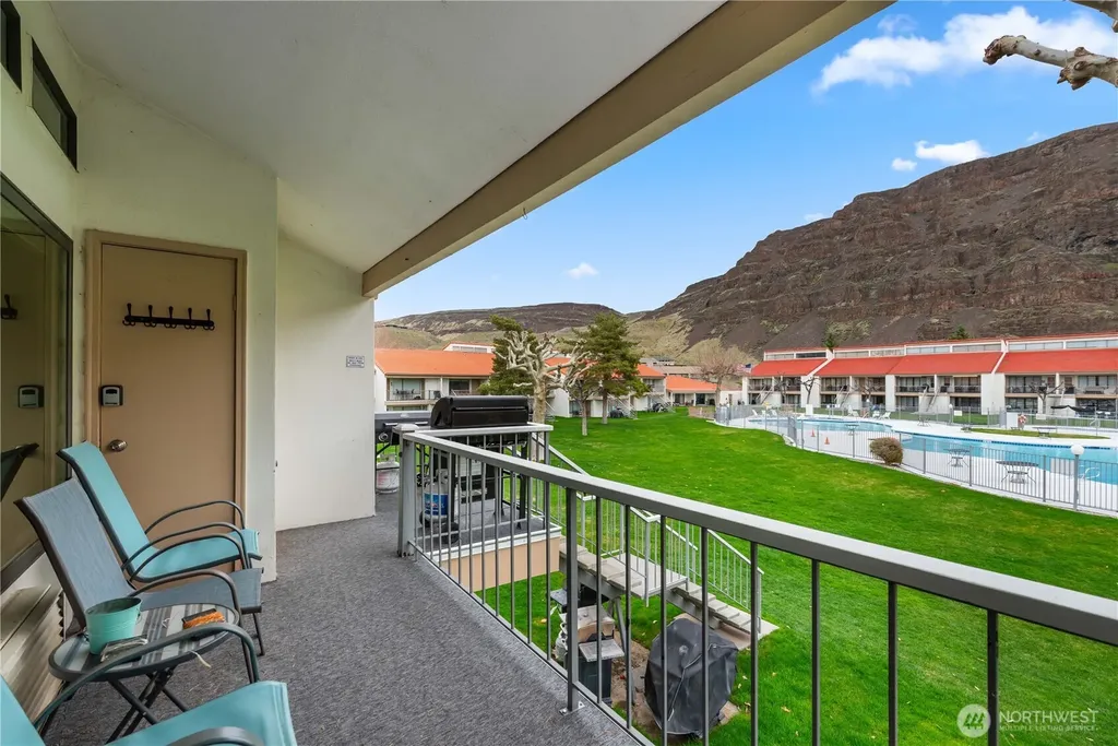 8903 Crescent Bar Road Quincy WA 98848