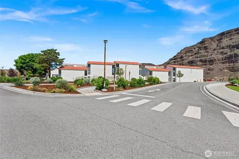 8903 Crescent Bar Road Quincy WA 98848