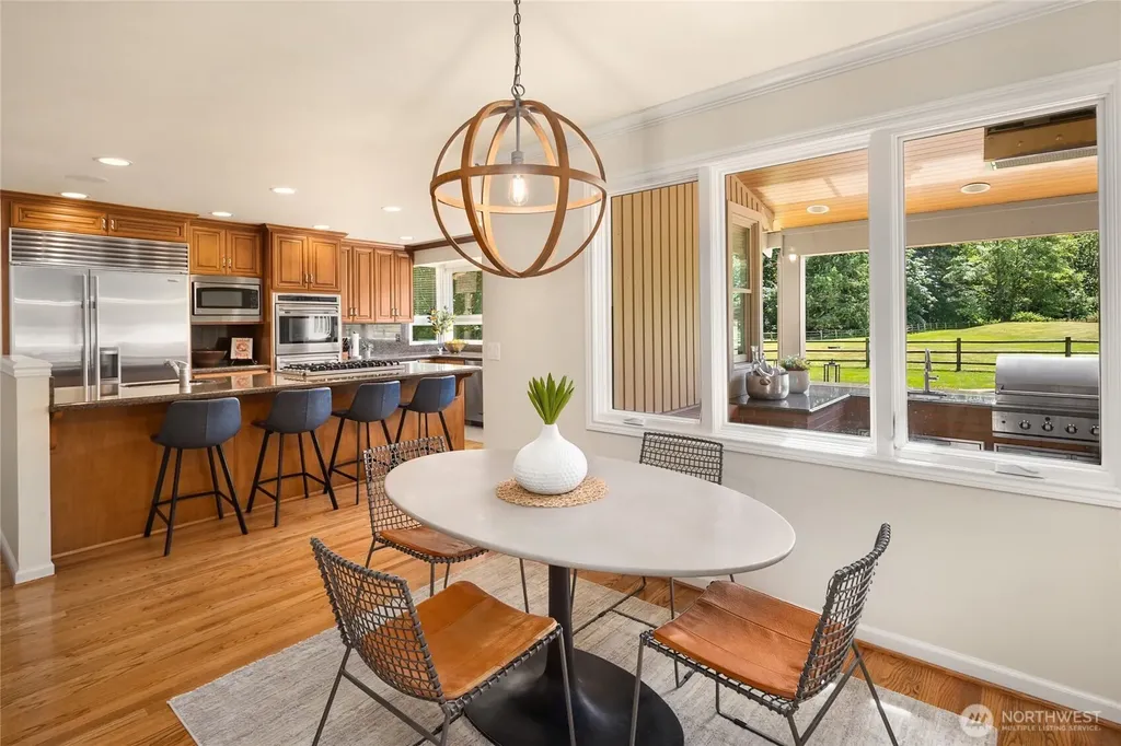 20729 SE 34th Street Sammamish WA 98075