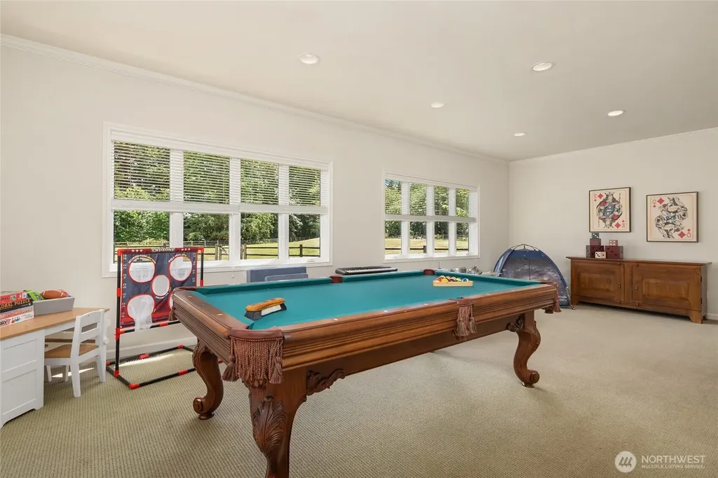 20729 SE 34th Street Sammamish WA 98075