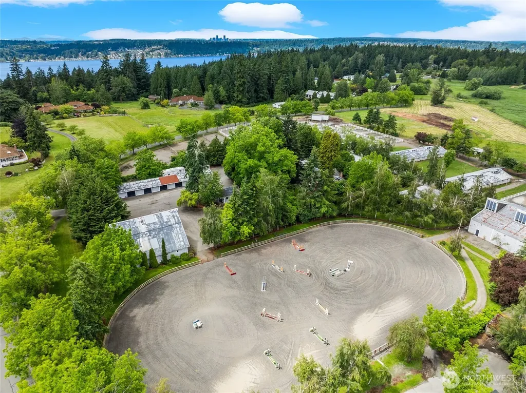 20729 SE 34th Street Sammamish WA 98075