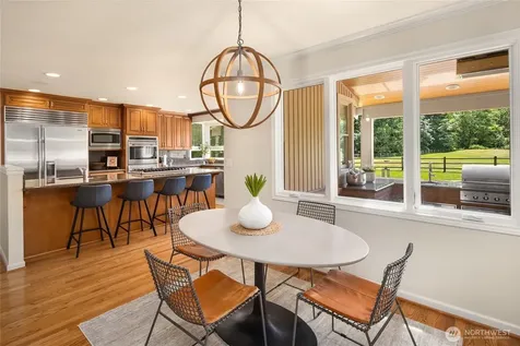 20729 SE 34th Street Sammamish WA 98075
