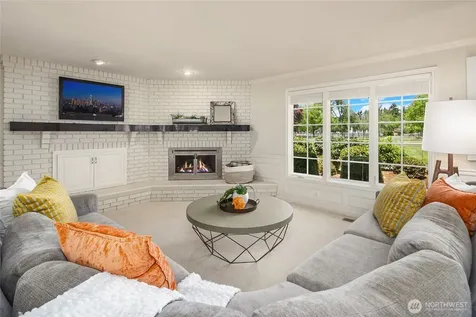 20729 SE 34th Street Sammamish WA 98075