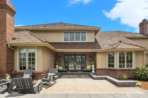 20729 SE 34th Street Sammamish WA 98075