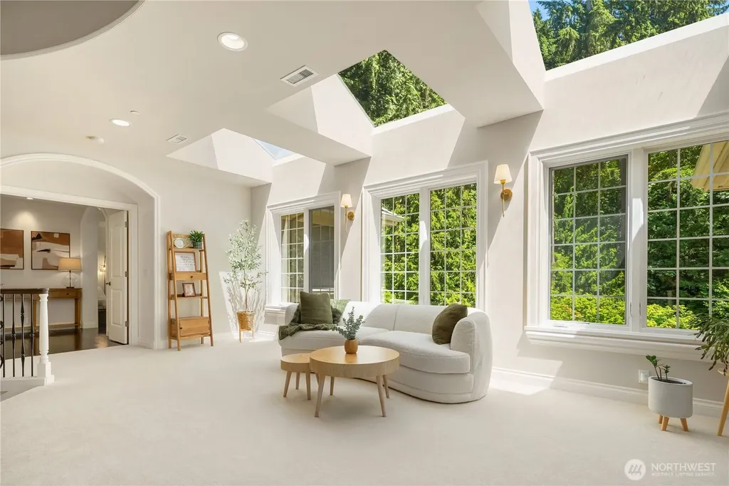 18049 NE 143rd Place Woodinville WA 98072
