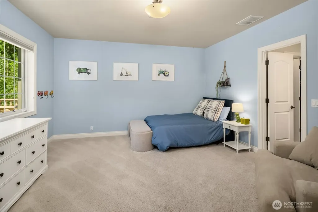 18049 NE 143rd Place Woodinville WA 98072