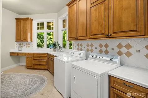 18049 NE 143rd Place Woodinville WA 98072