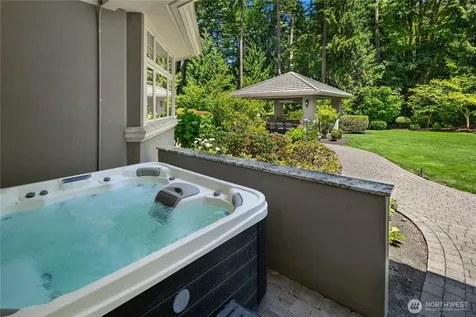 18049 NE 143rd Place Woodinville WA 98072