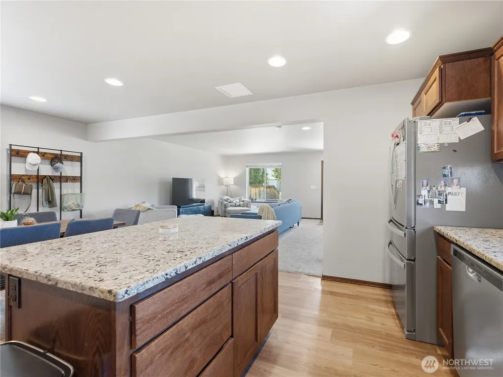 462 S Kansas Loop East Wenatchee WA 98802