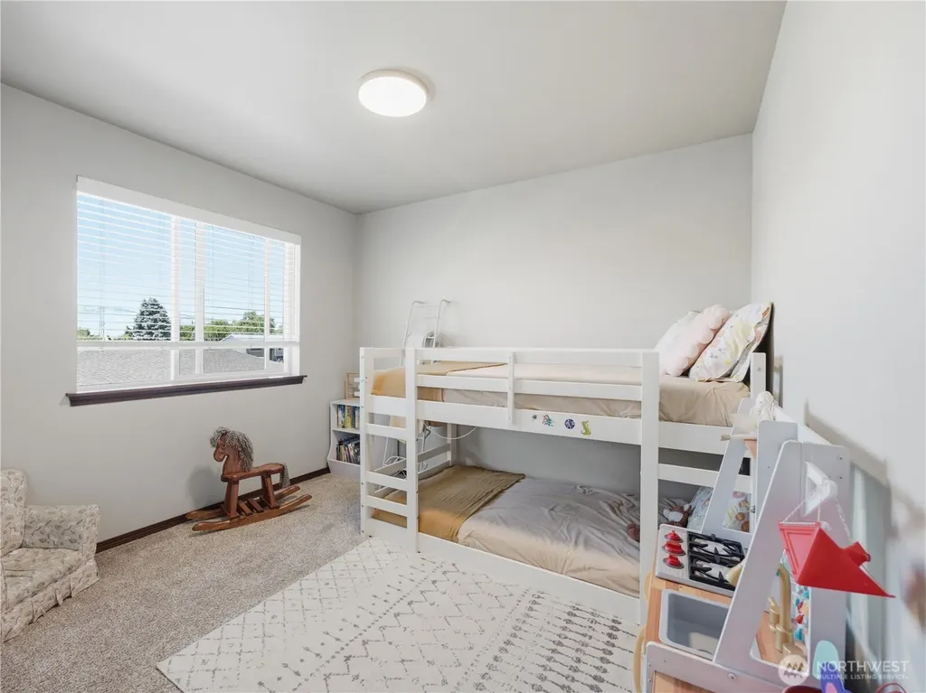 462 S Kansas Loop East Wenatchee WA 98802