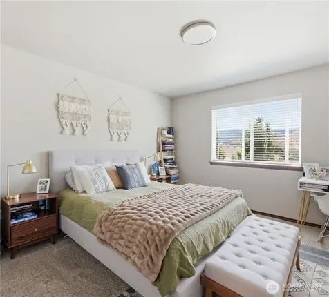 462 S Kansas Loop East Wenatchee WA 98802