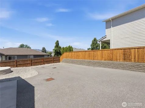 462 S Kansas Loop East Wenatchee WA 98802