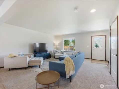 462 S Kansas Loop East Wenatchee WA 98802