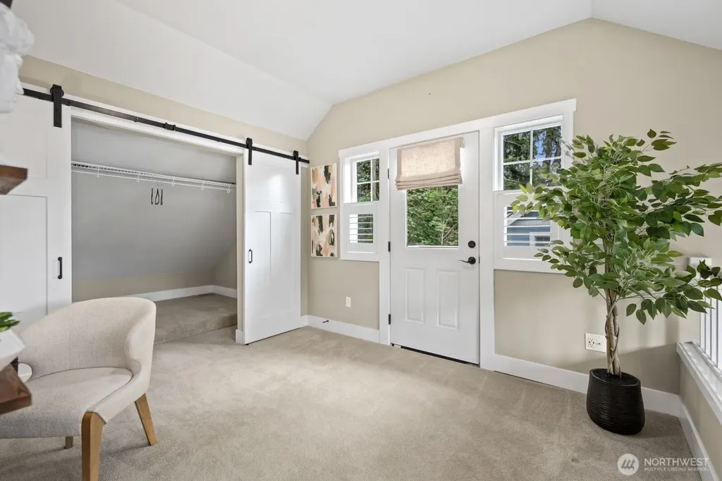 30913 6th Lane SW Federal Way WA 98023