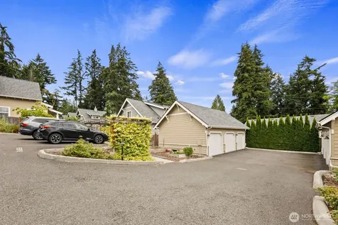 30913 6th Lane SW Federal Way WA 98023