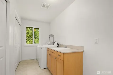 22272 NE Woodinville-duvall Road Woodinville WA 98077