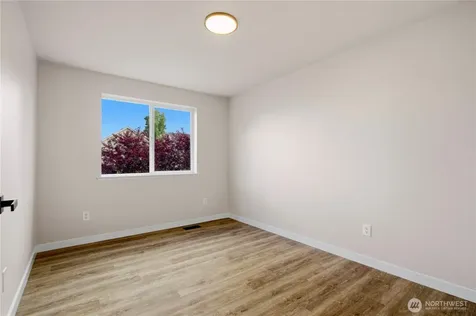 4335 NE 2nd Court Renton WA 98059
