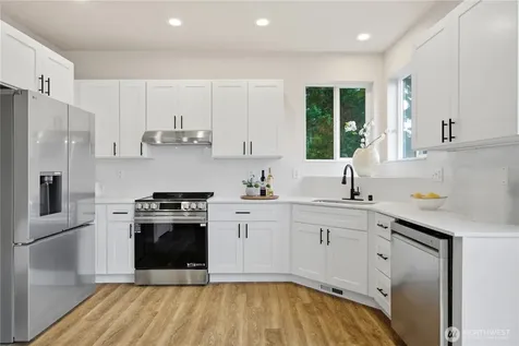 4335 NE 2nd Court Renton WA 98059