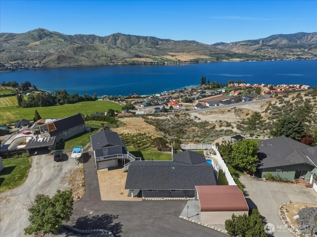 104 Orchard View Drive Chelan WA 98816