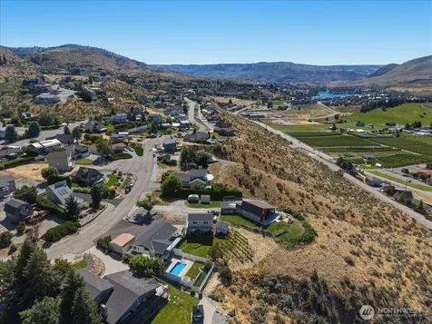 104 Orchard View Drive Chelan WA 98816