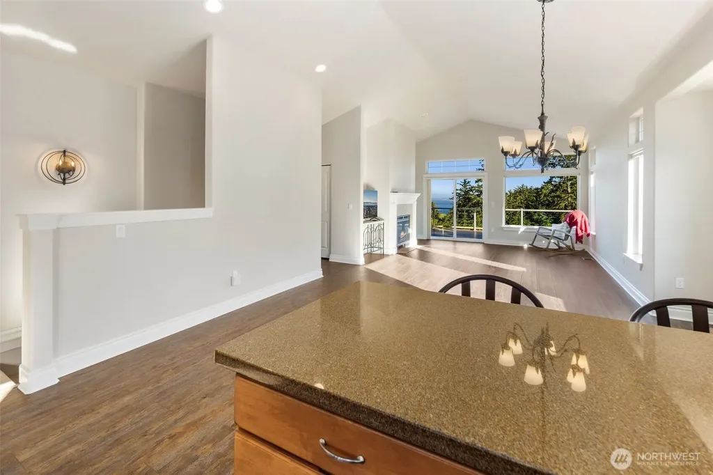 3224 Overlook Loop Ilwaco WA 98624