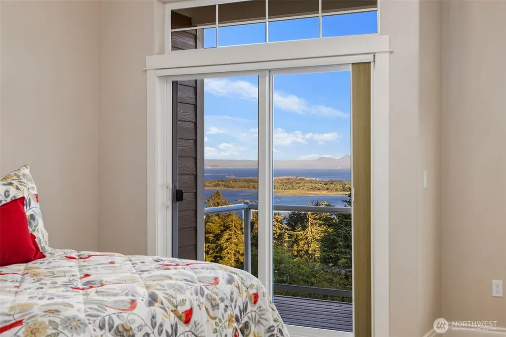 3224 Overlook Loop Ilwaco WA 98624