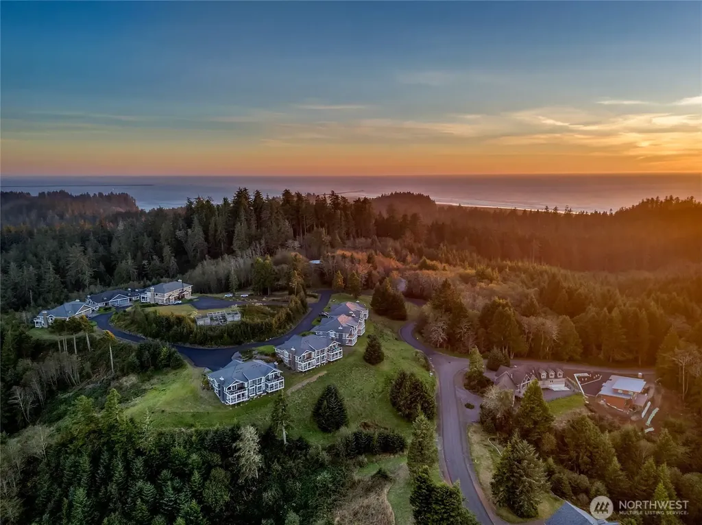 3224 Overlook Loop Ilwaco WA 98624