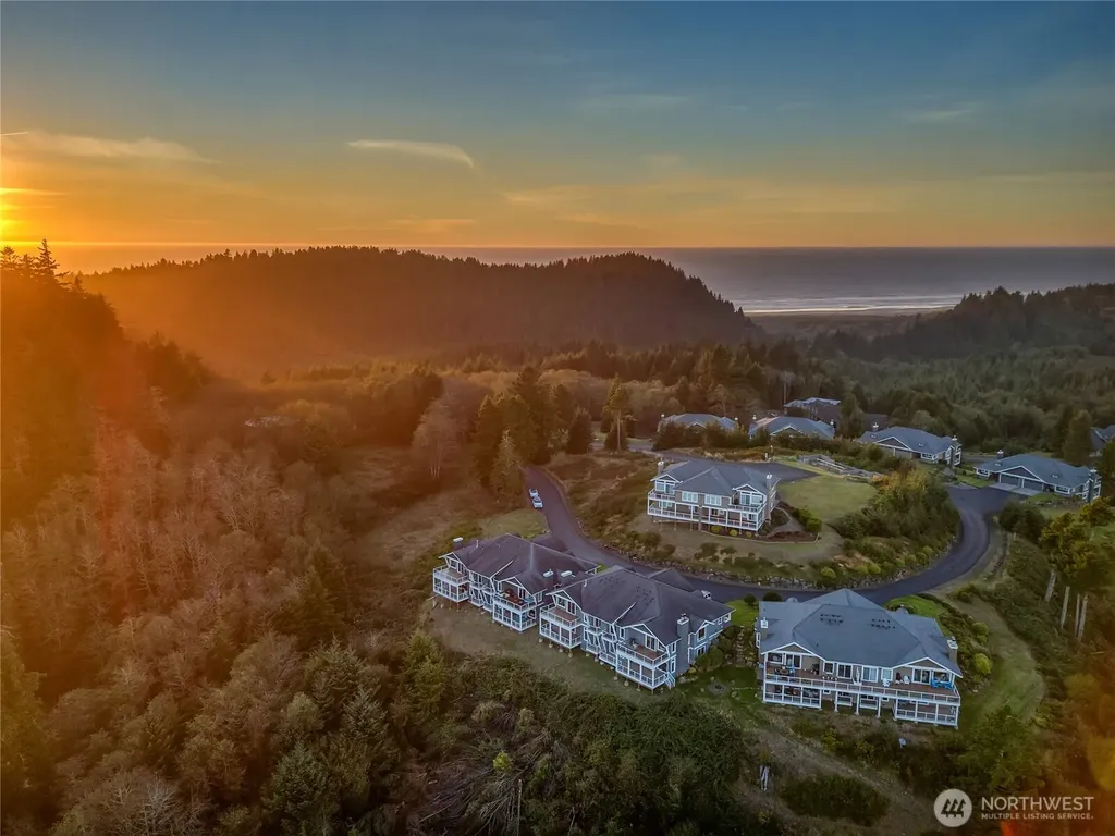 3224 Overlook Loop Ilwaco WA 98624