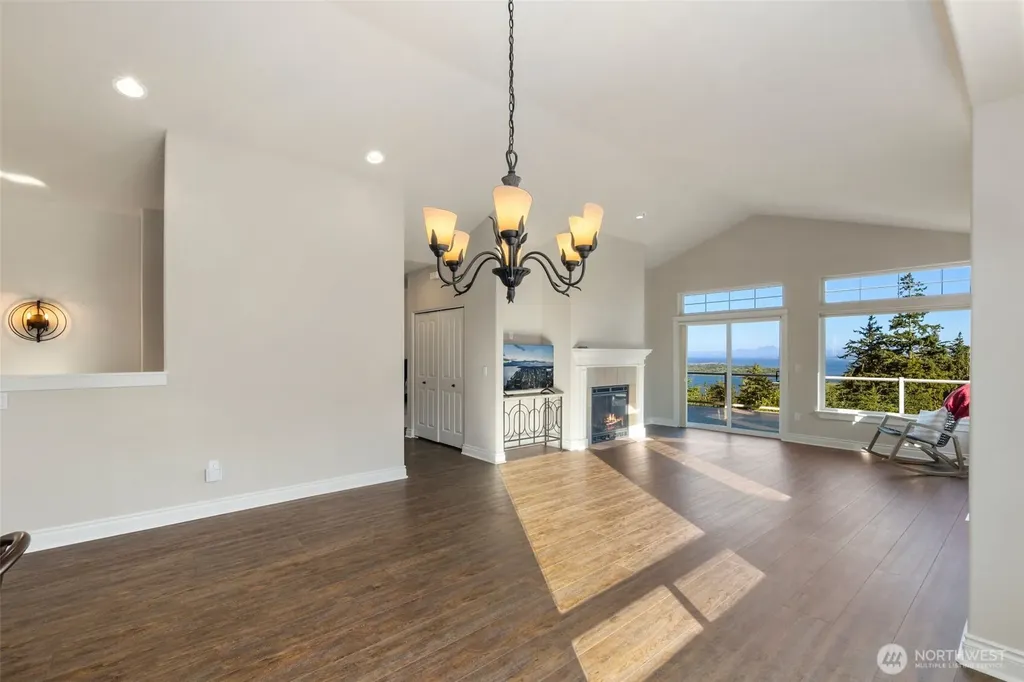 3224 Overlook Loop Ilwaco WA 98624